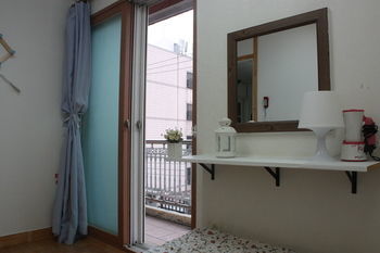 Itaewon Backpackers Hotel 2*
