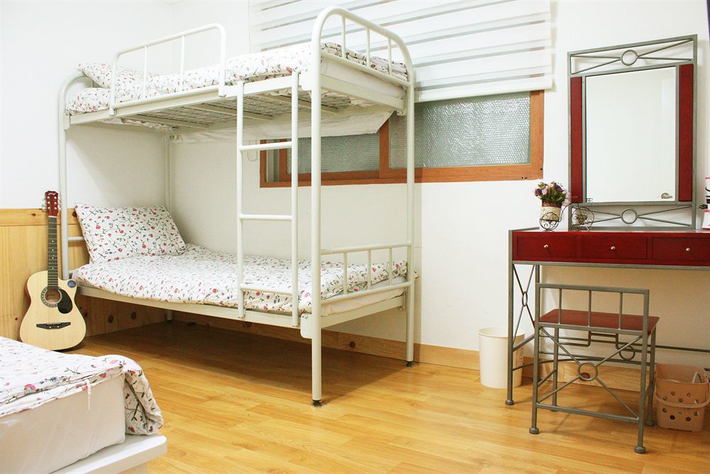 Itaewon Backpackers Hotel 2*